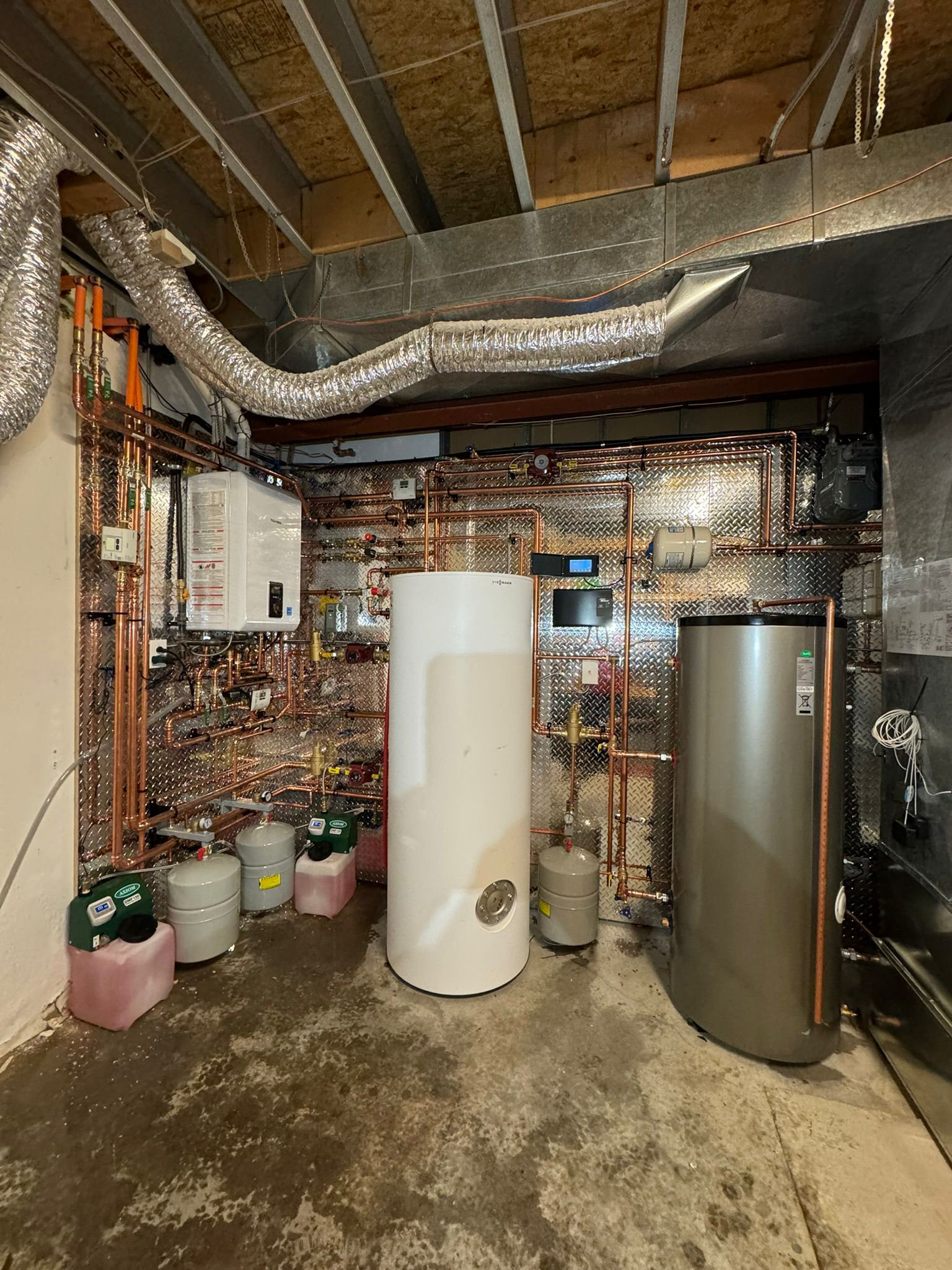 Floor heating installation 3